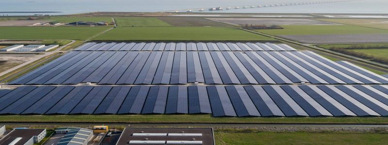 Solar park Zeelandbrug